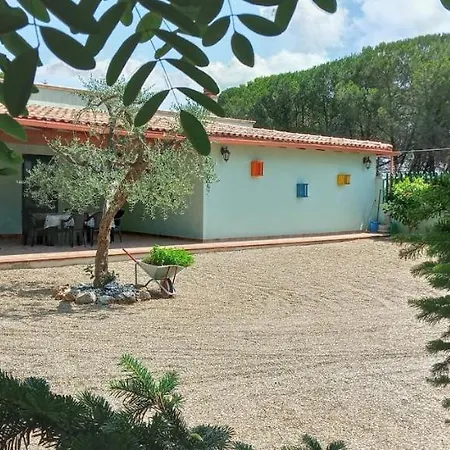 Il Rifugio Dei Pini Con Jacuzzi Villa Martina Franca